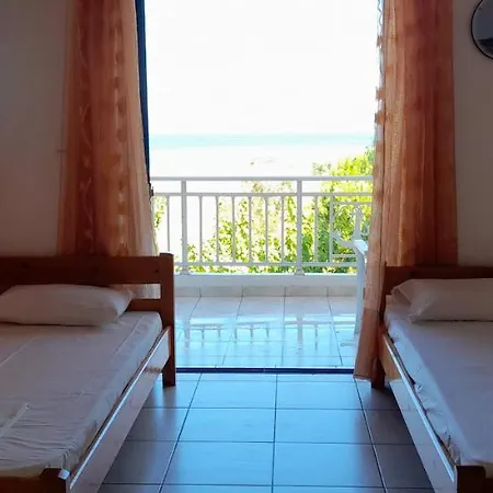 아파트 Lakkopetra